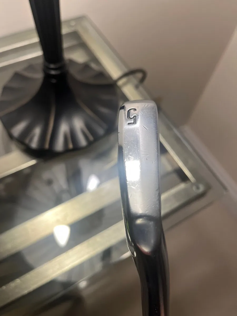 Srixon golf irons - Image 2