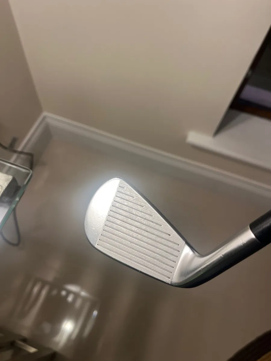 Srixon golf irons - Image 3