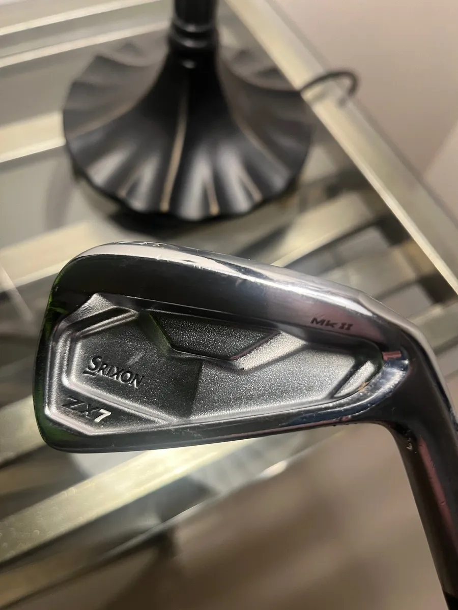 Srixon golf irons - Image 1