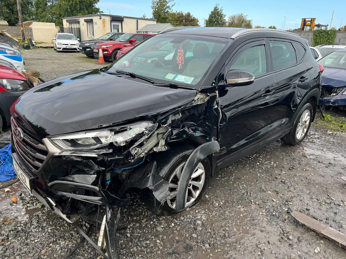 2017 Hyundai Tucson 2.0 dsl 4x4 high spec - Image 3