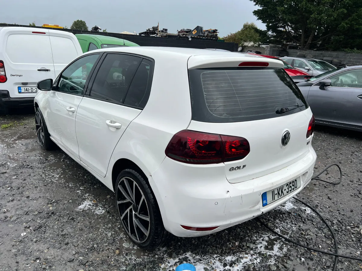 2011 Vw Golf 1.6 Tdi Match model - Image 3