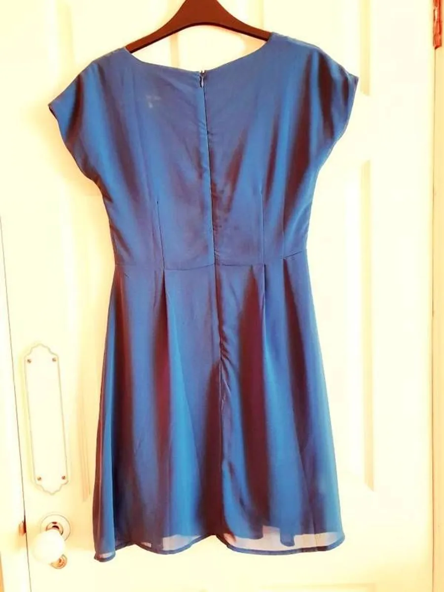 Blue chiffon dress, size 8 - Image 3