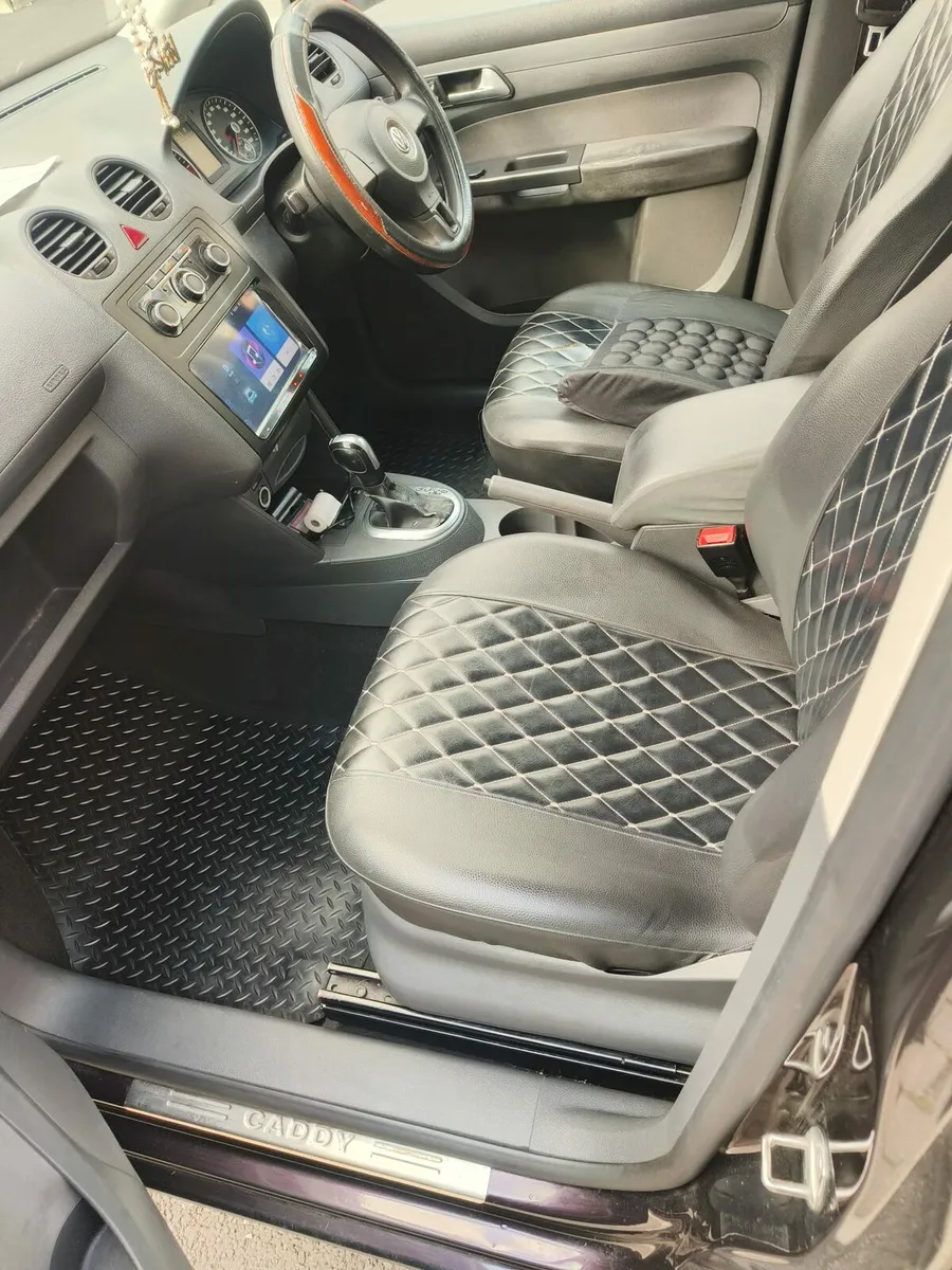 Vw caddy auto taxi for rent - Image 2