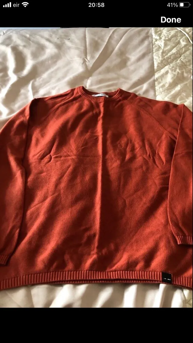 Mens jumper size L €10 - Image 1