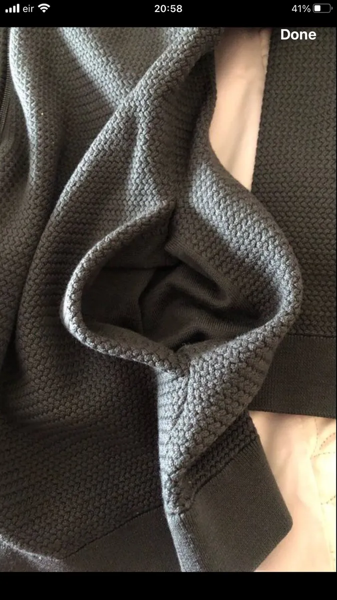 Mens cos jumper size M €10 - Image 3