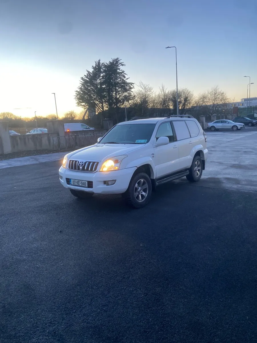 Toyota landcruiser - Image 3