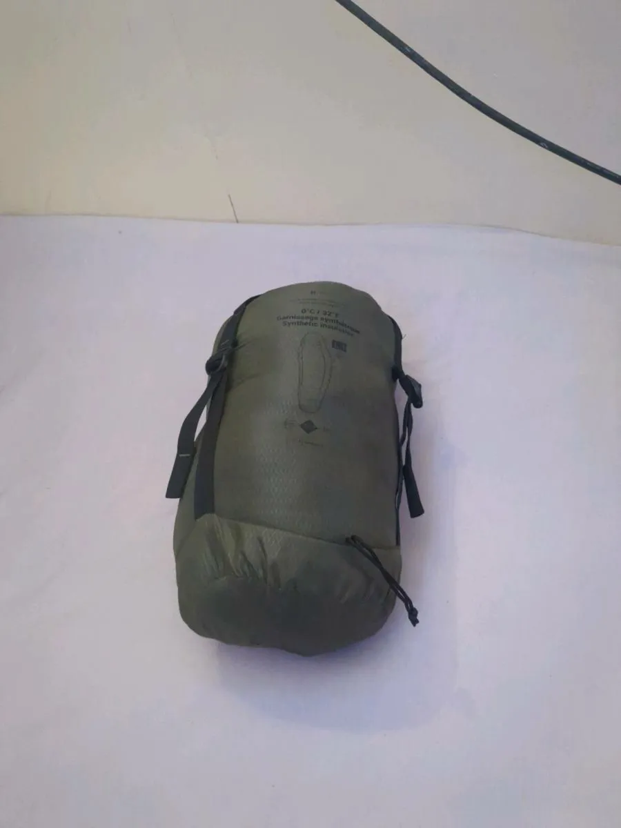 Trekking sleeping bag mt500 - Image 3