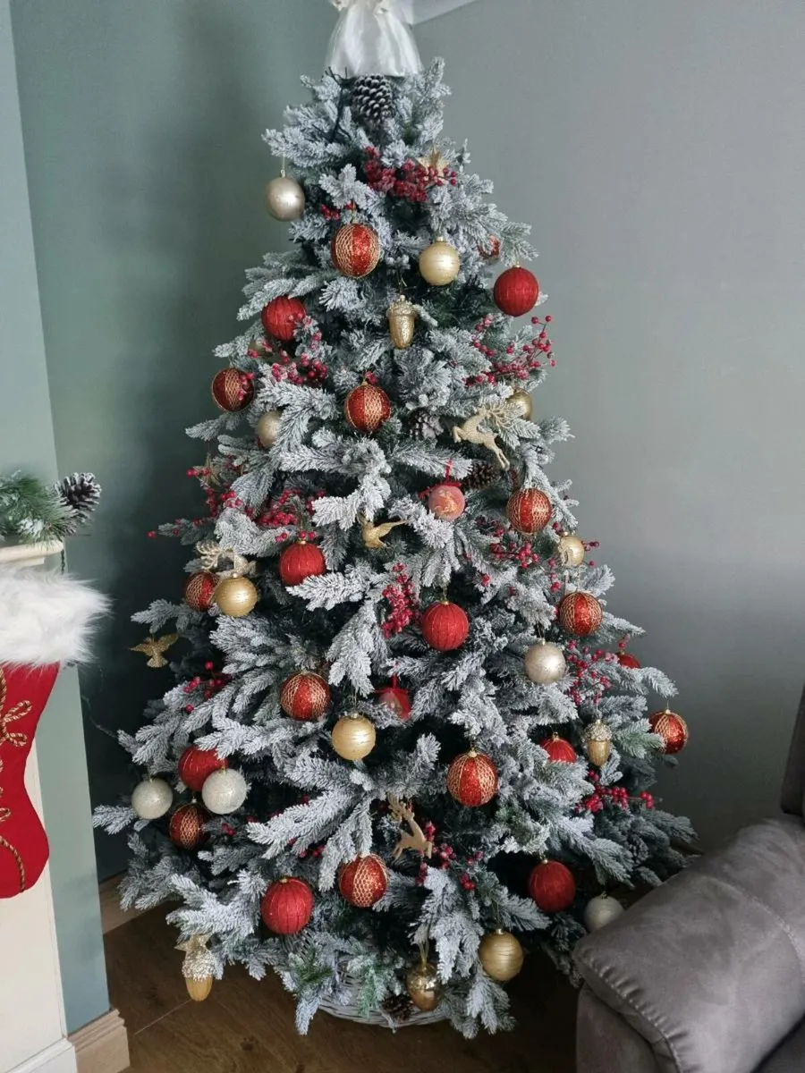 Christmas tree - Image 1