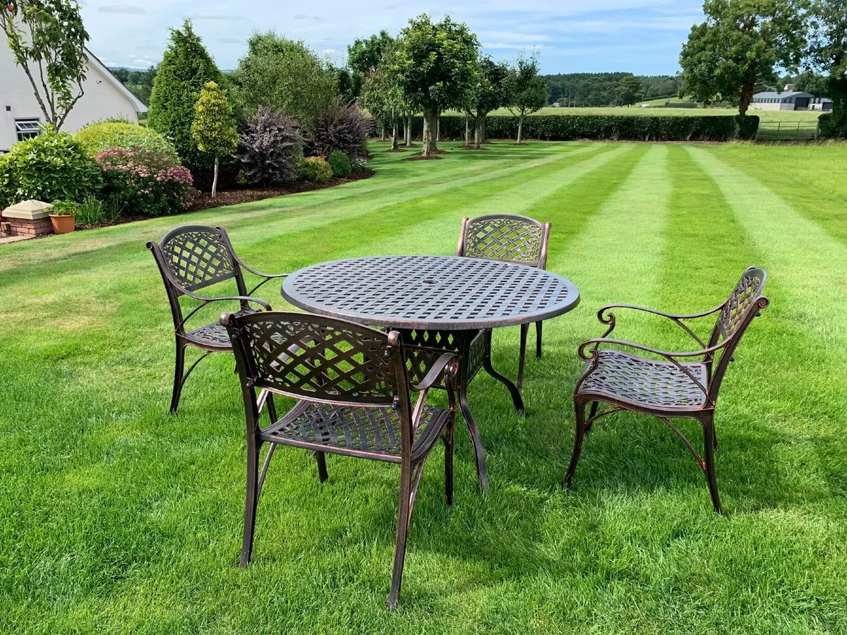 Aluminium Garden Patio Table and Chairs Furniture - Image 4