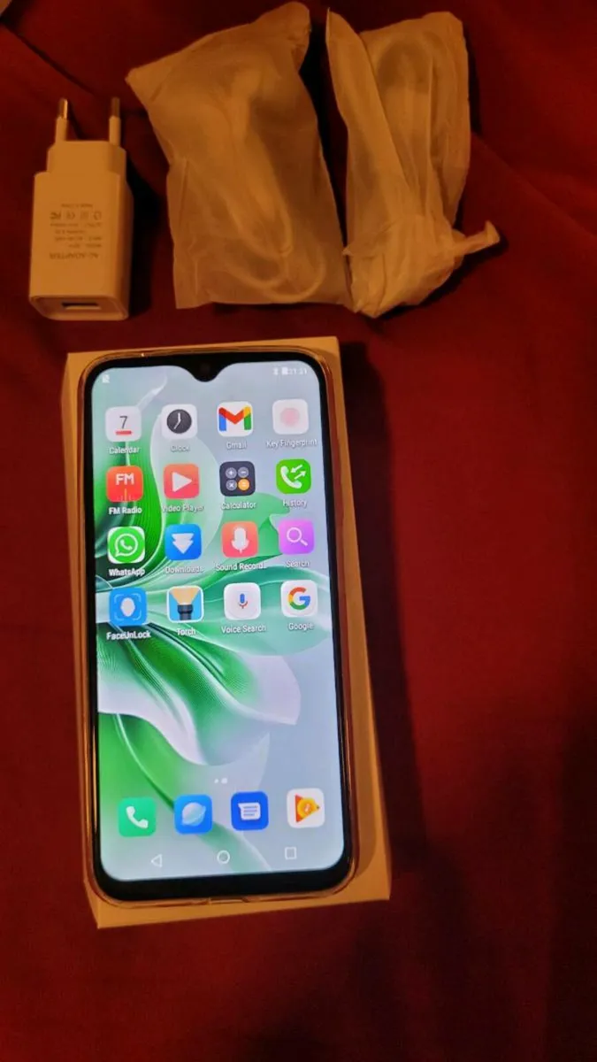 Mobile phone - Image 3