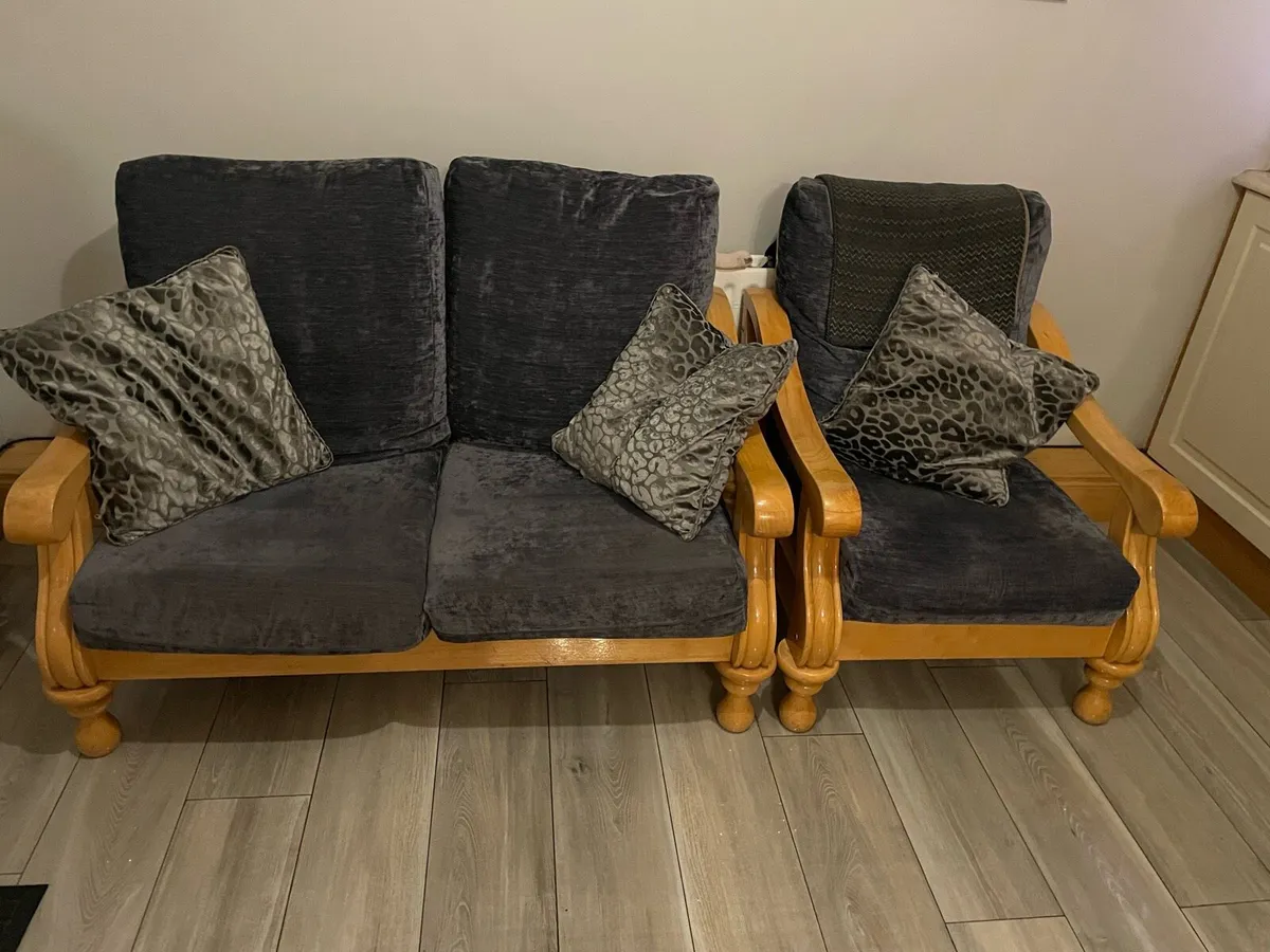 Two seater and one seater - Image 3