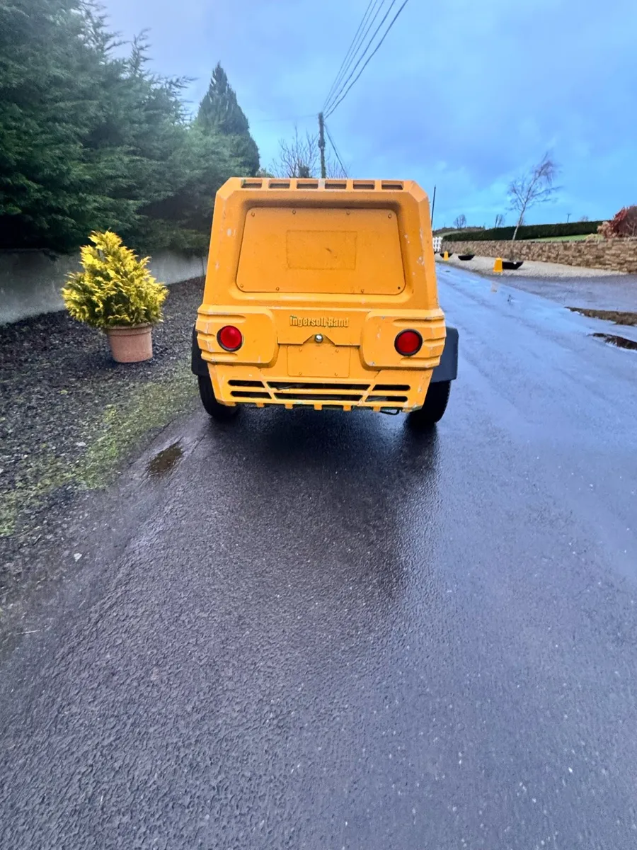 2005 ingersoll rand air compressor - Image 3