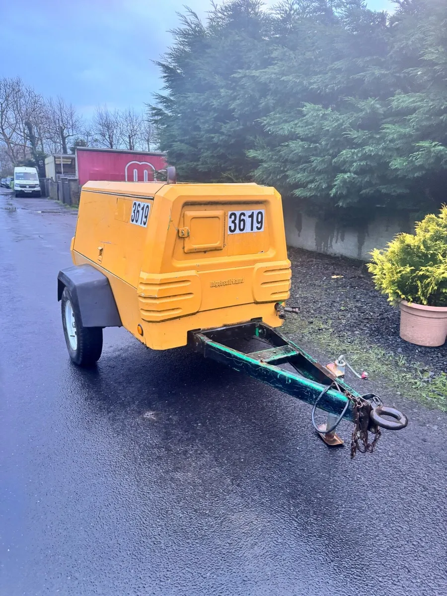 2005 ingersoll rand air compressor - Image 1