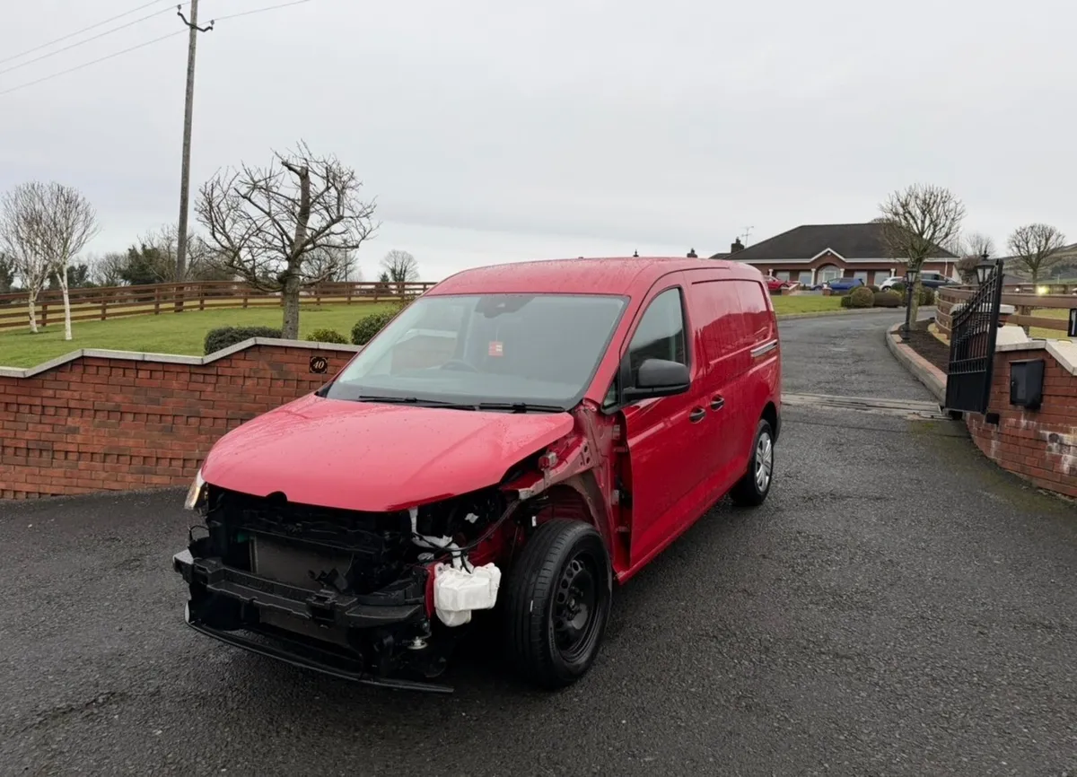 2022 Volkswagen Caddy Maxi - Image 4