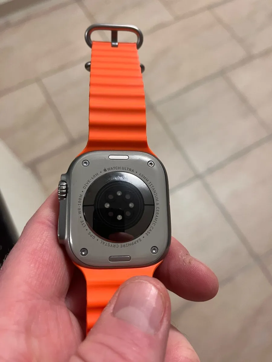 Apple ultra 1 watch. - Image 3
