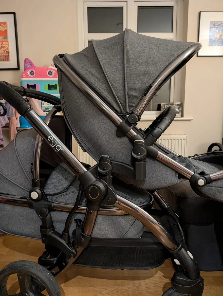 Egg 2 Pram Bundle, Newborn to Toddler + Buggyboard - Image 3