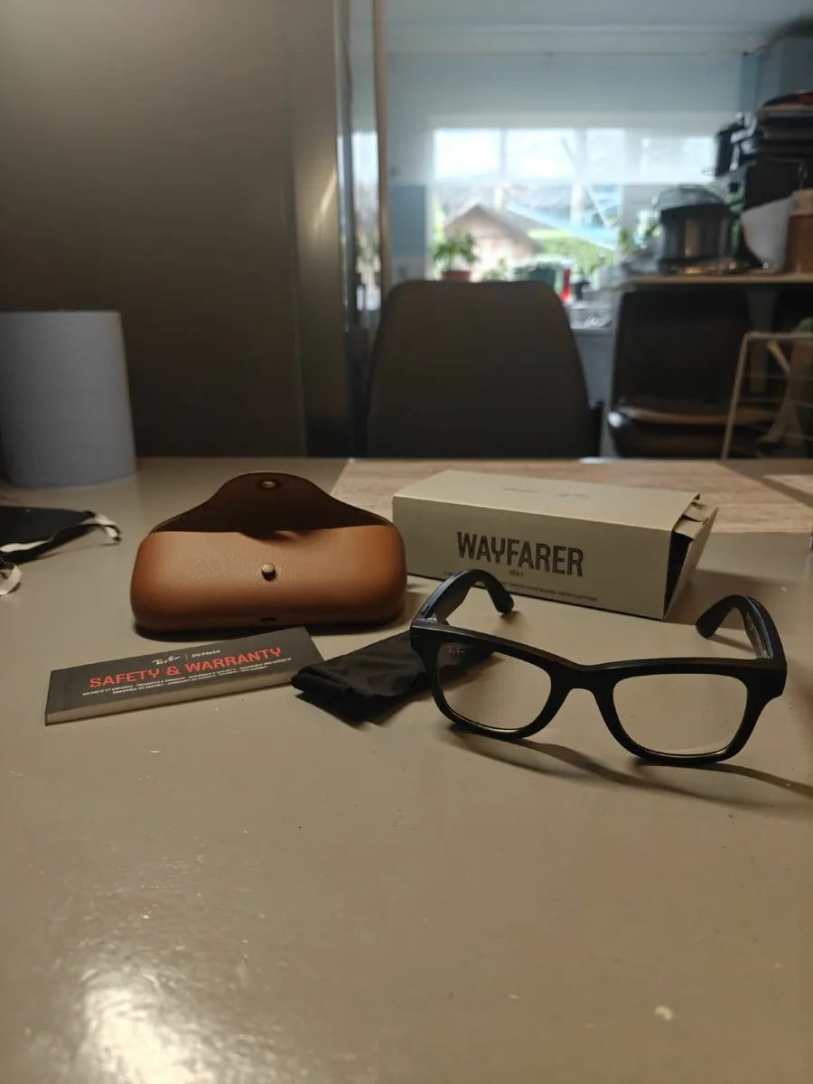 Meta Ray Bans Gen 2 Small Transion Lenses - Image 1