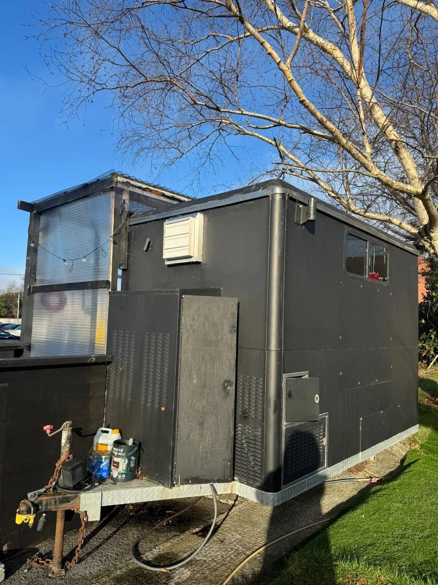 Catering Equipment/Food truck - Image 4