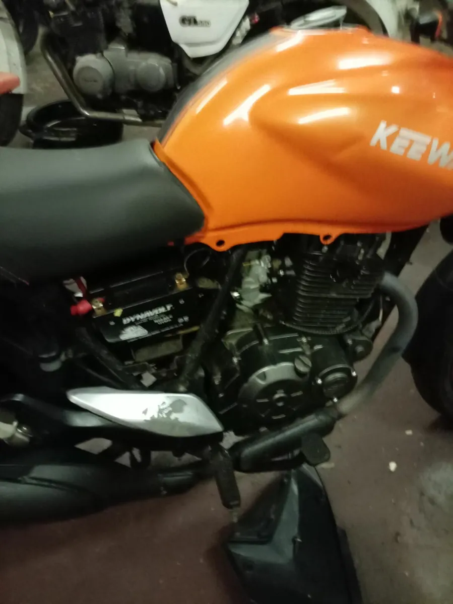 Motor bike - Image 1