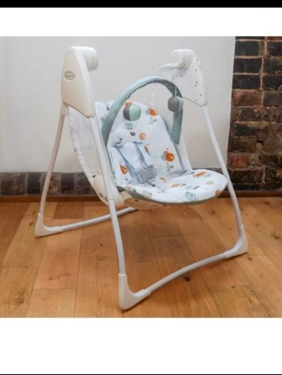 Baby swing - Image 2