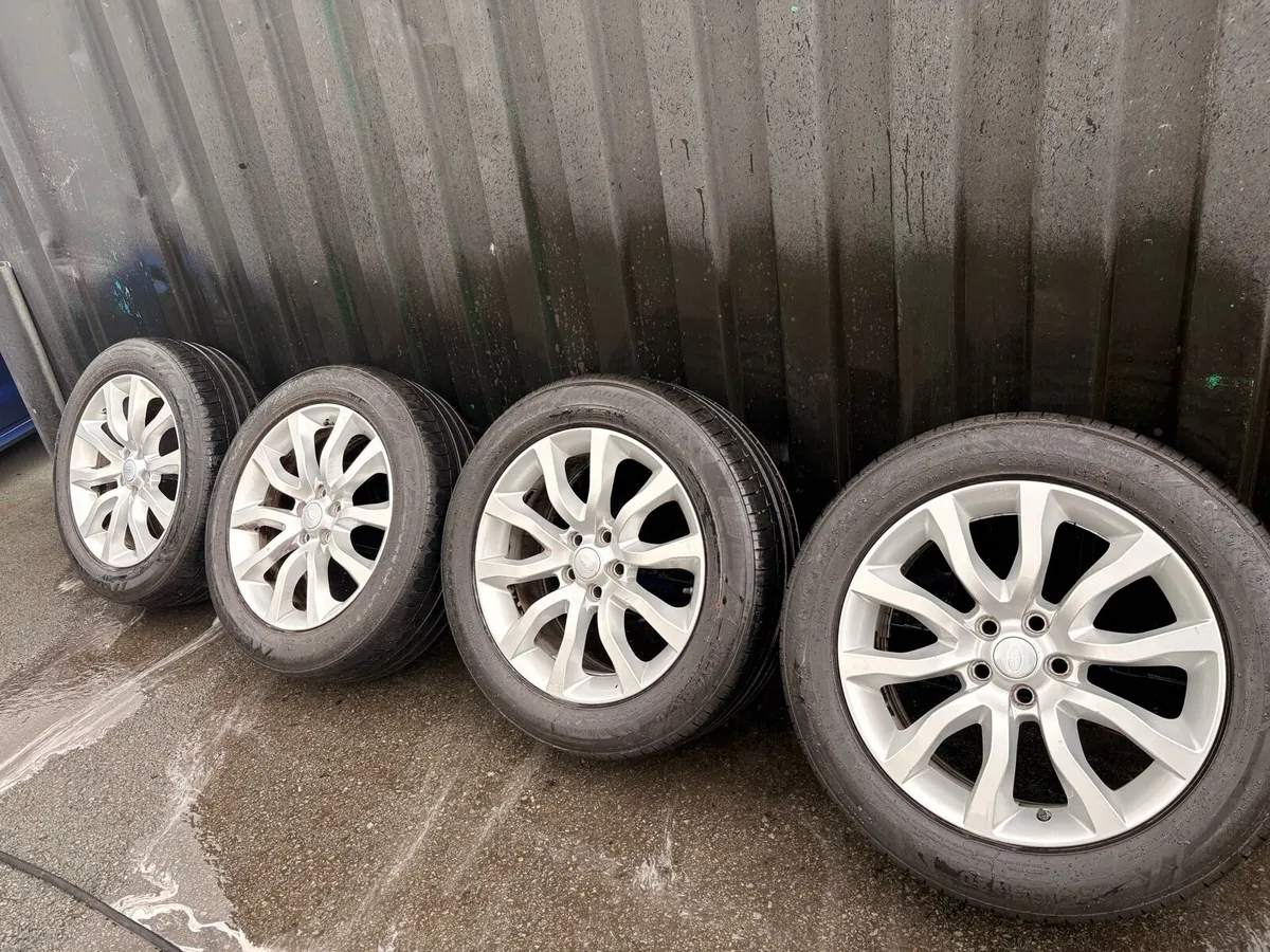 Range Rover sport alloys - Image 1