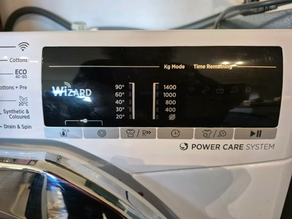 SOLDnearly New Washing machine  tumble dryer combo - Image 4