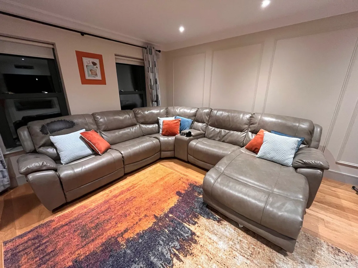 Reclining Corner couch - Image 2