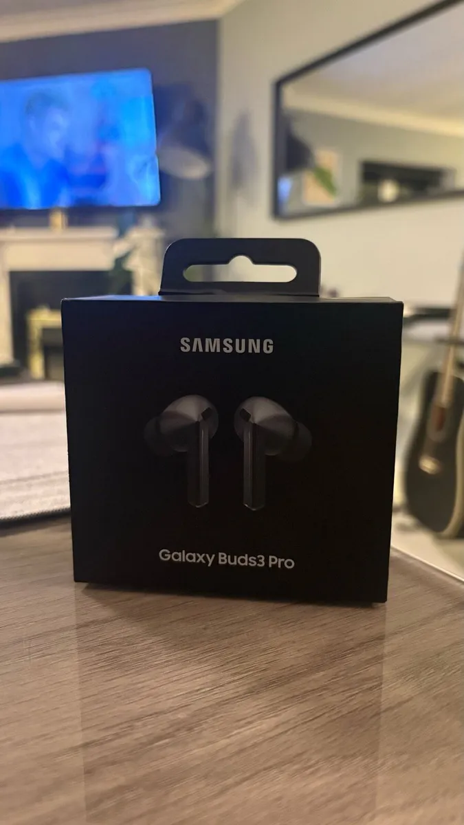 Samsung Galaxy Buds3 pro - Image 1