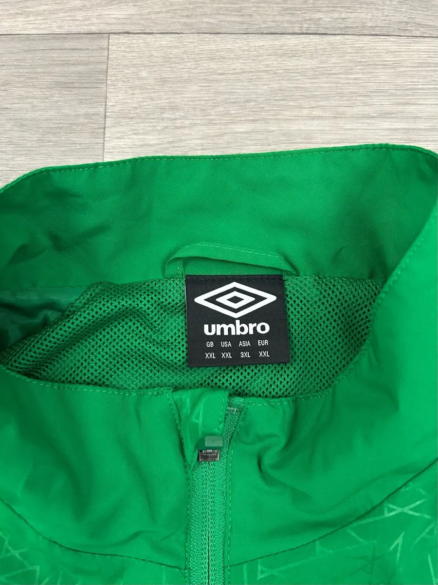 Umbro Ireland Football Jacket Mens XXL - Image 4