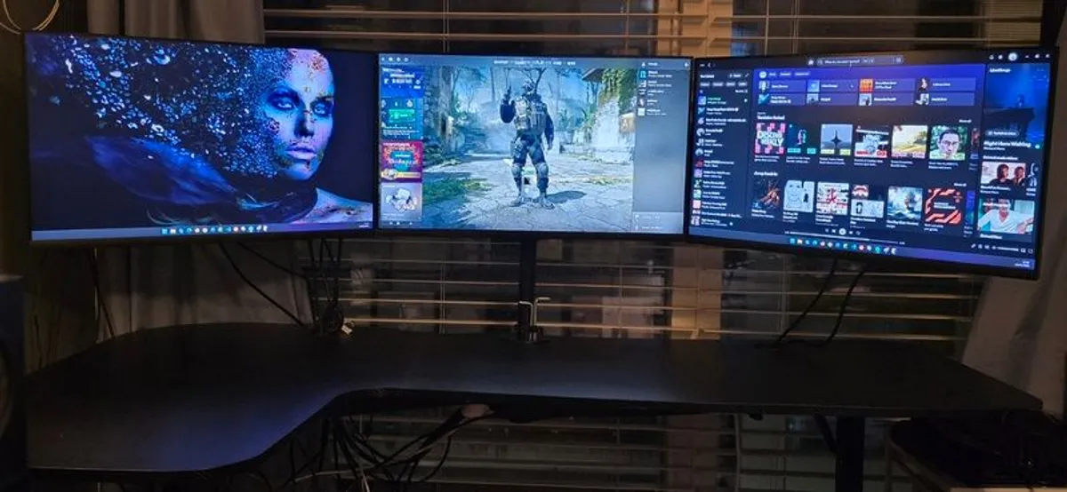 All-In-OneTriple Monitor Game & Work Command Center - Image 1