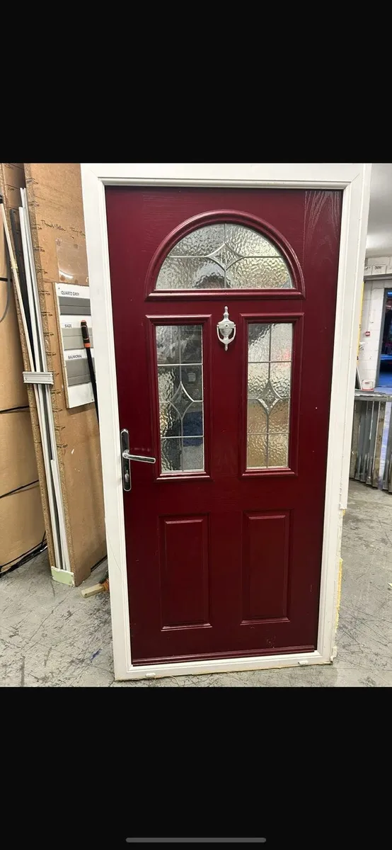 COMPOSITE FRONT DOOR SHOWROOM ONLY