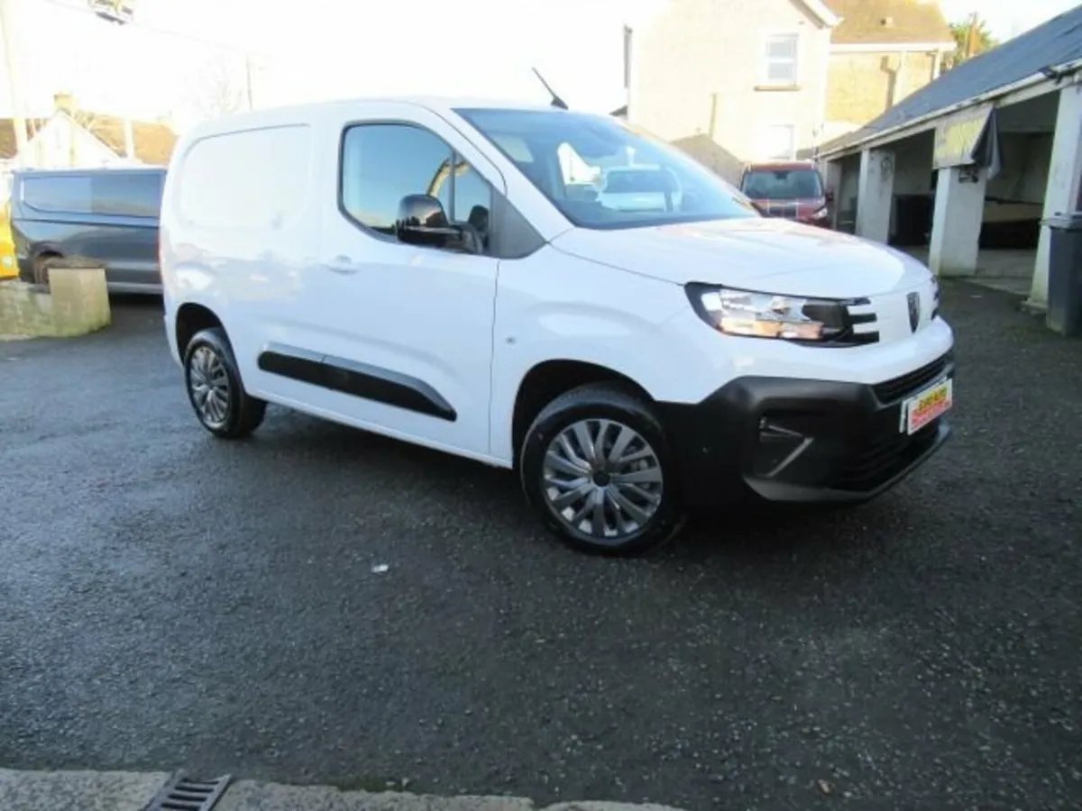 1.5 BlueHDi 1000 Asphalt Standard Panel Van 5dr Di - Image 1