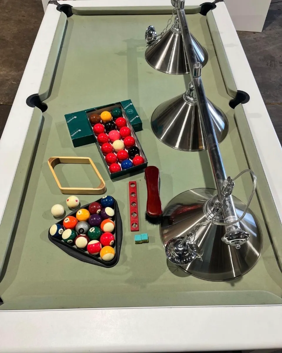 7x4ft pool table - Image 2