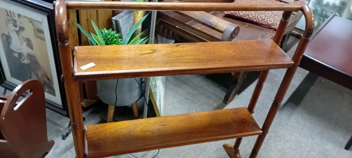 Early 20th Century Shelved Towel Rail - Image 2