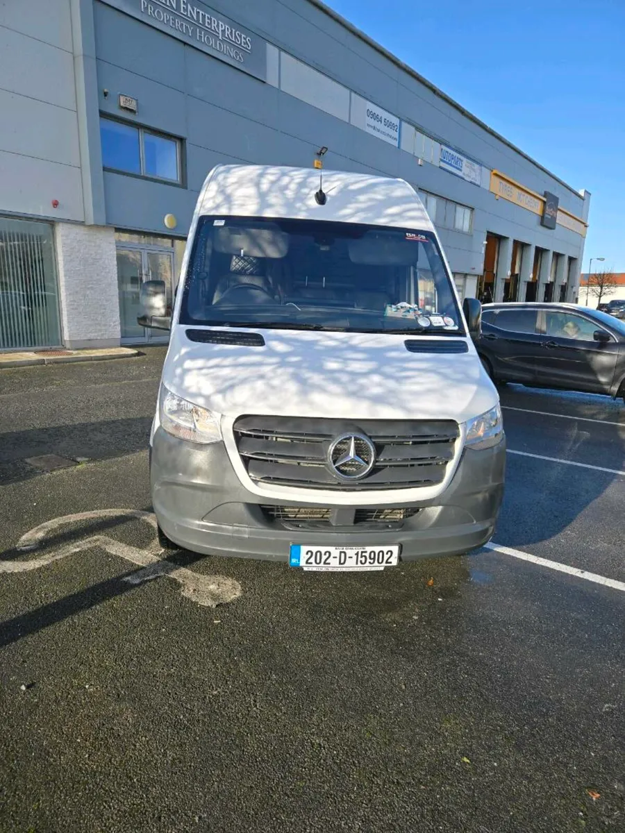 2020 Mercedez Sprinter - Image 2