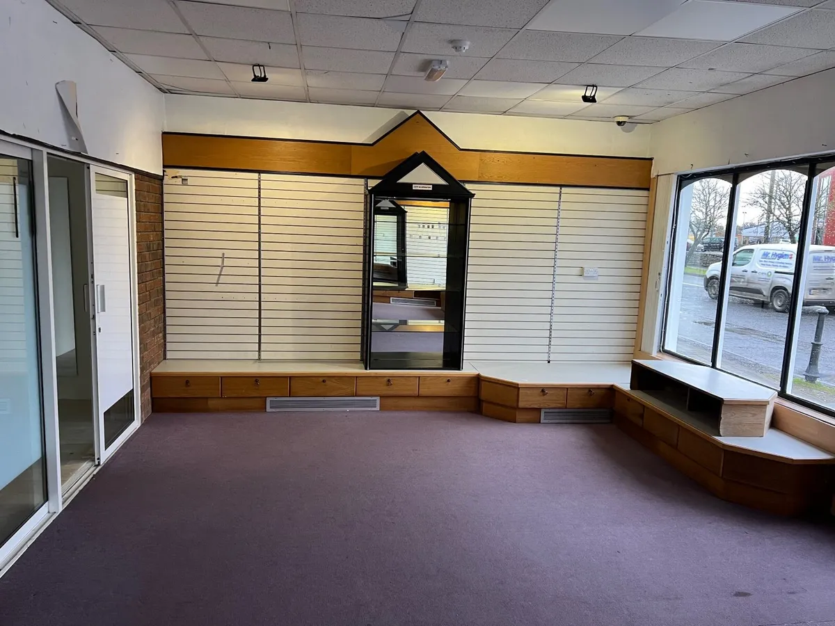 Shop refurbished stock - Image 1