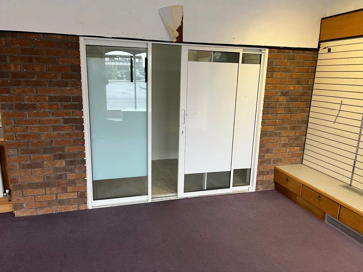 Shop refurbished stock - Image 4