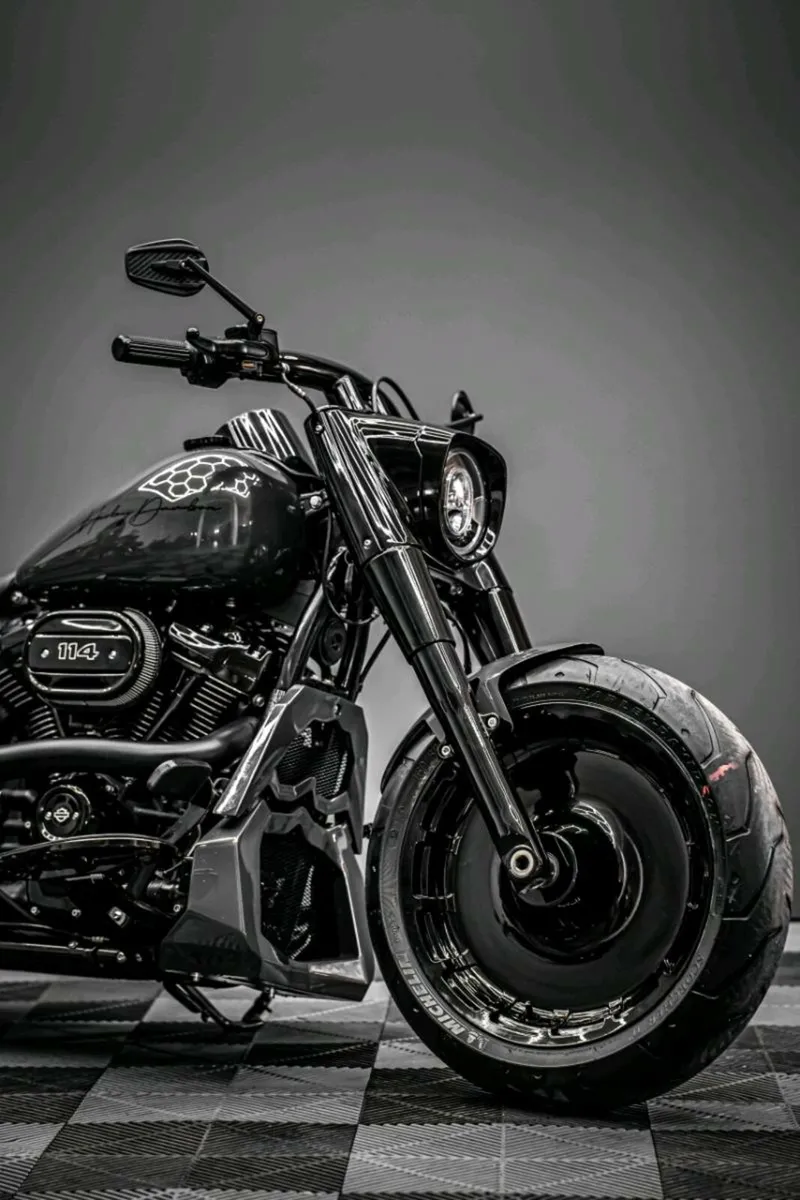 2 HARLEY DAVIDSON FAT BOY MODELS 🖤 - Image 3