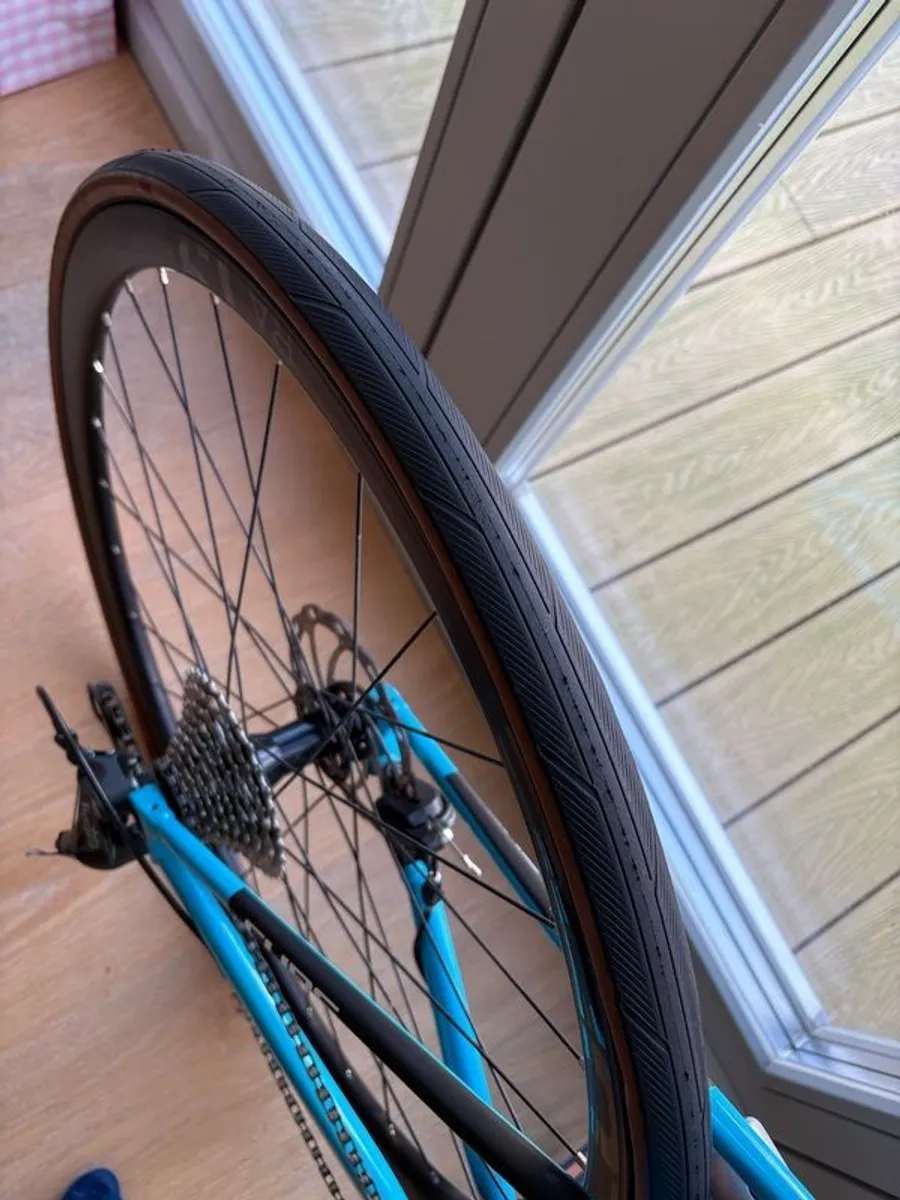 Cube Attain Bike 56 - Image 4