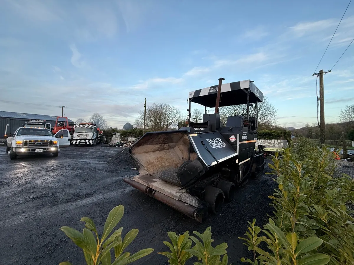 Tar paver Volvo abg titan 473-2 - Image 2