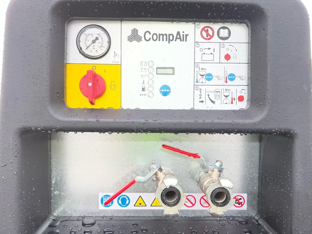 Compair c50 portable compressors - Image 3