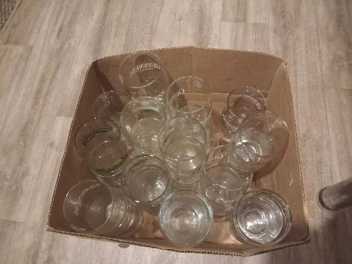 Pint Glasses - Image 3