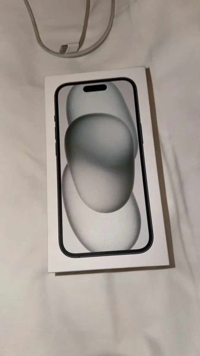Iphone 15 - Image 2