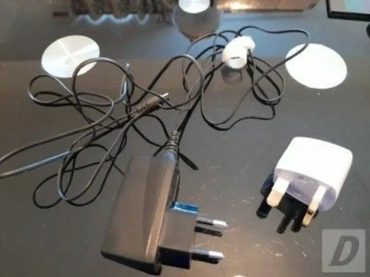 Antique Vintage Nokia E5-00 Unlocked Mobile Phone - Image 2