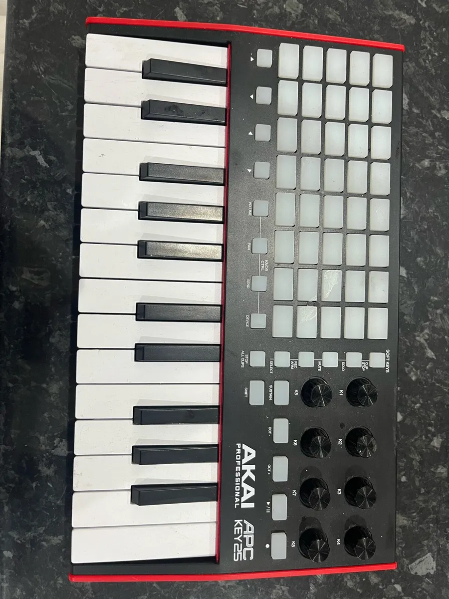 25 MIDI Keyboard Controller