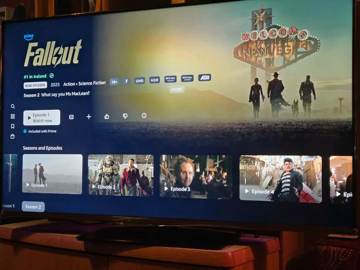 50 inch walker smart tv  bran new - Image 1