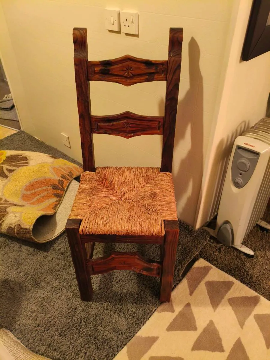 Lovely chair 20 euro - Image 1