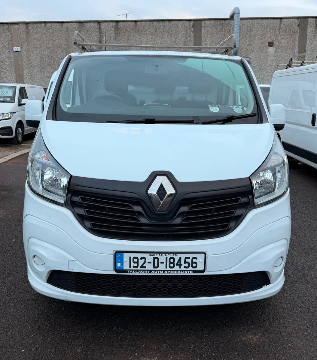 192 Renault Trafic 86,000Km - Image 2