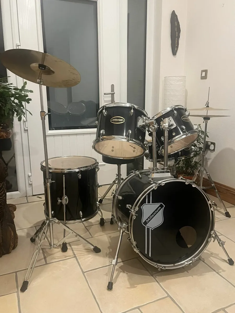 Drum Set - Image 1