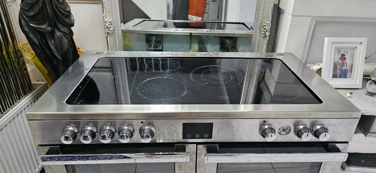 Belling range cooker - Image 1